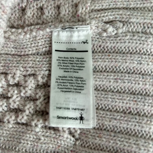 Smartwool Lodge Girl Beanie Womens Pink Blush Rose Pom Light Pink Knit Hat Fuzzy - Picture 10 of 11